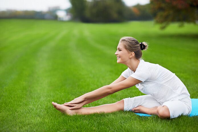 вежбе истезања јоге за губитак тежине
